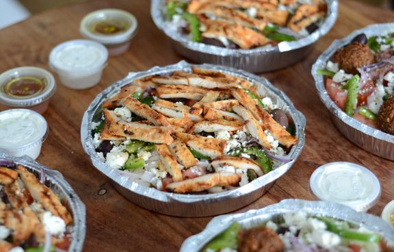 Why Mediterranean Catering Works Well for Diverse Groups