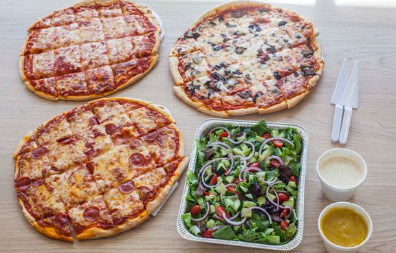 Best Practices for Ordering Pizza Catering